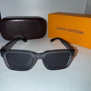 NEW LV Confidence Square Sunglasses